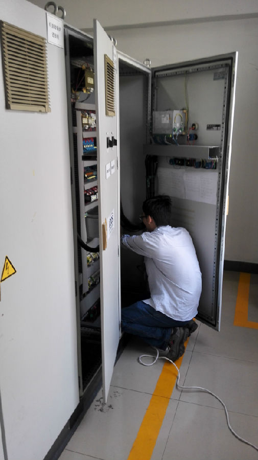 珠江電廠AB冷卻系統控制柜線路圖